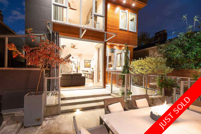 Kitsilano Point House/Single Family for sale:  2 bedroom 3,098 sq.ft. (Listed 2020-10-27)